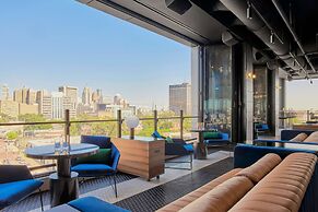 The Godfrey Detroit, Curio Collection By Hilton