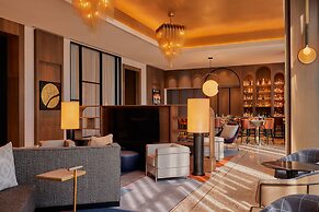 The Godfrey Detroit, Curio Collection By Hilton