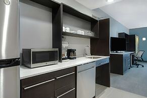 Home2 Suites By Hilton Grand Rapids Airport