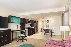 Home2 Suites By Hilton Milwaukee West