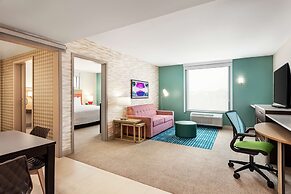 Home2 Suites By Hilton Milwaukee West