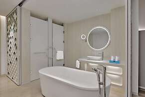 The Mermoon Resort Hainan Tufu Bay, Tapestry By Hilton