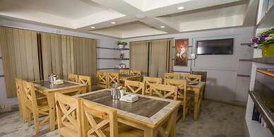 MeroStay 027 Hotel Lotus Buddha Inn