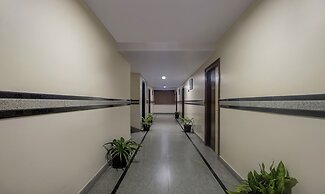 Treebo Marina Grand Railway station