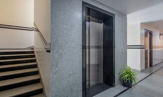 Treebo Marina Grand Railway station