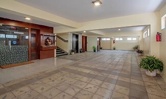 Treebo Marina Grand Railway station