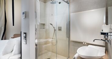 The Glamore Milano Duomo