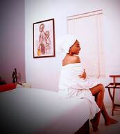 The Crib Art Hotel