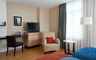 Badamdar Hotel and Residences