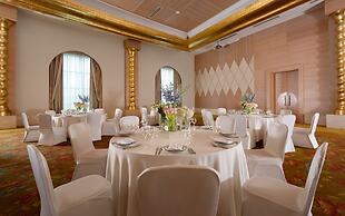 Badamdar Hotel and Residences