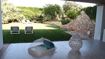 3197 Villa Delle Camelie by Perle di Puglia