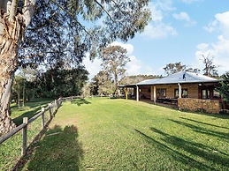 Island Brook Estate Vineyard and Chalets