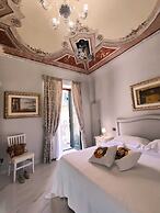 Lipari Suite