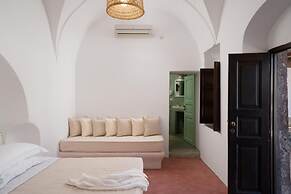 Madame Kalitsi-ioli Standard Room