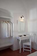 Madame Kalitsi-ioli Standard Room