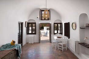 Madame Kalitsi-kleio Apartment