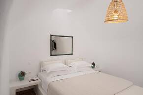 Madame Kalitsi-erato Room