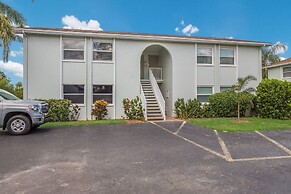 Coconut Bayou 2 Bedroom Home by RedAwning