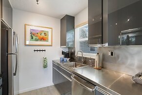 Coconut Bayou 2 Bedroom Home by RedAwning