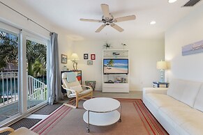 Coconut Bayou 2 Bedroom Home by RedAwning