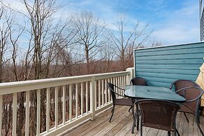 Seven Springs 4 BR Premium Condo, Deck with Views by RedAwning - Save