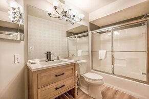 Seven Springs Meadowridge 3 Bedroom Premier Condo - Sleeps 10, Pet Fri