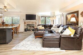 Seven Springs Meadowridge 3 Bedroom Premier Condo - Sleeps 10, Pet Fri