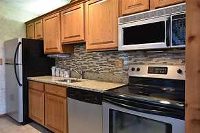 Seven Springs 1 BR+Loft Condo, Ski In Ski Out! by RedAwning - Save 10%