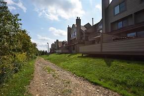 Seven Springs 1 BR+Loft Condo, Ski In Ski Out! by RedAwning - Save 10%