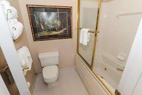 Seven Springs Sunridge 3 Bedrooms Premium Condo, Private Hot Tub! by R