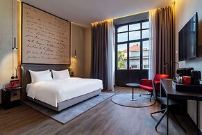 Radisson Red Tbilisi