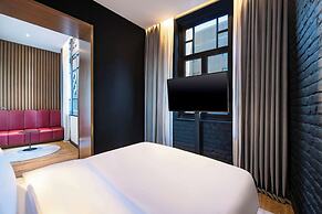 Radisson Red Tbilisi