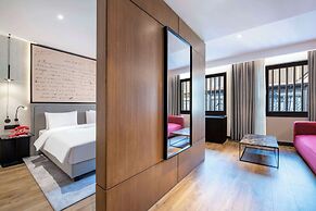 Radisson Red Tbilisi