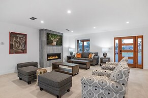 Guadalupe Bluff Modern House 5 Bedroom Home by RedAwning