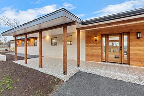 Guadalupe Bluff Modern House 5 Bedroom Home by RedAwning