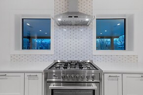 Guadalupe Bluff Modern House 5 Bedroom Home by RedAwning