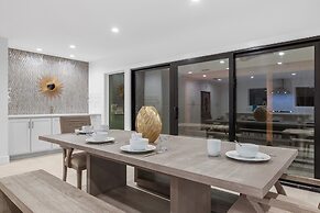 Guadalupe Bluff Modern House 5 Bedroom Home by RedAwning