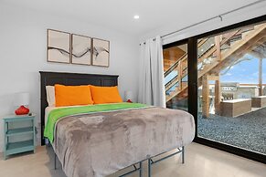 Guadalupe Bluff Modern House 5 Bedroom Home by RedAwning