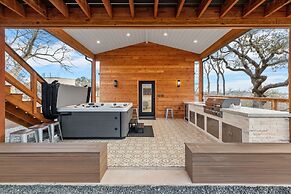 Guadalupe Bluff Modern House 5 Bedroom Home by RedAwning