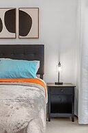 Guadalupe Bluff Modern House 5 Bedroom Home by RedAwning