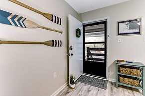 3e Amelia Landings 2 Bedroom Condo by RedAwning