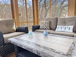 Ragged Rocks - Warm And Inviting Cottage With Uninterrupted Ocean View