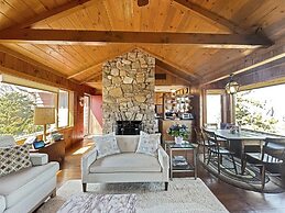 Ragged Rocks - Warm And Inviting Cottage With Uninterrupted Ocean View