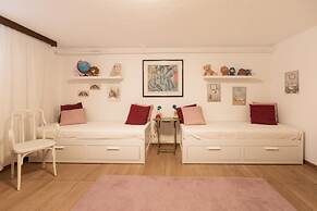 Maison Jaune by Wonderful Italy