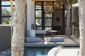 Oscar Beachfront Suites-Adults Only