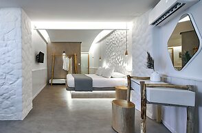 Oscar Beachfront Suites-Adults Only