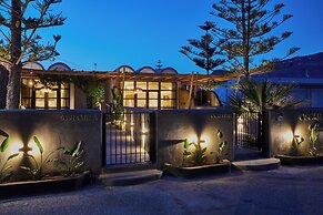 Oscar Beachfront Suites-Adults Only