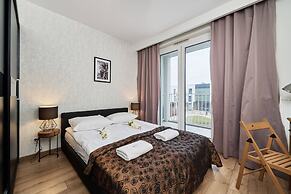 Tawryczewskiego Apartments by Renters