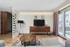 Tawryczewskiego Apartments by Renters