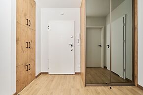 Tawryczewskiego Apartments by Renters